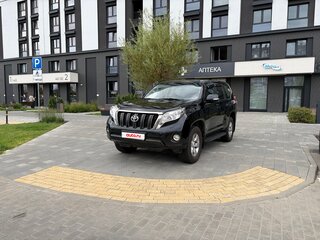 2014 Toyota Land Cruiser Prado 150 Series Рестайлинг 1, чёрный, 2720000 рублей, вид 4