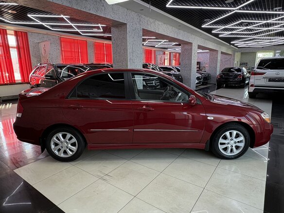 2008 Kia Cerato I Рестайлинг, красный, 645000 рублей - вид 5