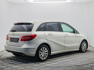 2012 Mercedes-Benz B-Класс 200 II (W246), белый, 934000 рублей, вид 5
