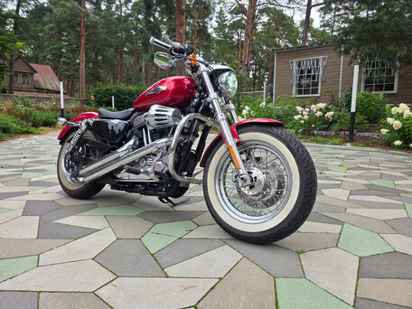 2013 Harley-Davidson Sportster 1200, красный, 900000 рублей, вид 4