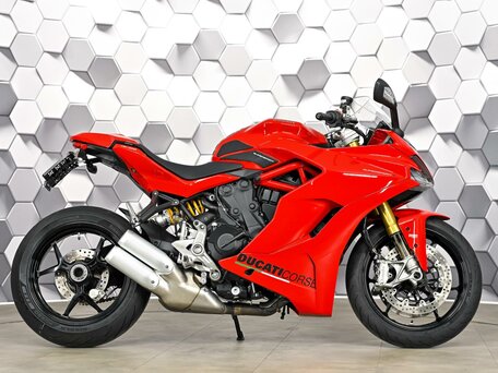 2018 Ducati Supersport, красный, 869000 рублей, вид 3