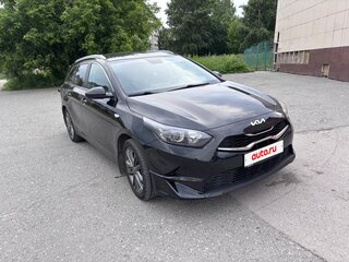 2022 Kia Ceed III Рестайлинг, чёрный, 1850000 рублей, вид 2