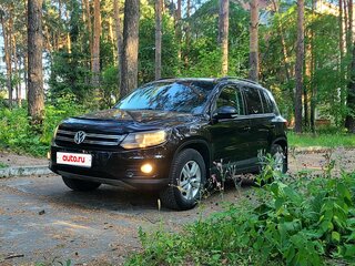2014 Volkswagen Tiguan I Рестайлинг, чёрный, 1400000 рублей, вид 2