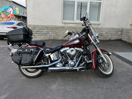 2013 Harley-Davidson Heritage, красный, 1100000 рублей, вид 1