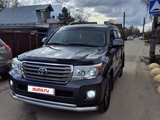 2013 Toyota Land Cruiser 200 Series Рестайлинг 1, серый, 3750000 рублей, вид 3