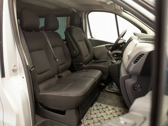 2015 Renault Trafic III, серебристый, 1895000 рублей - вид 29