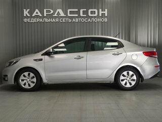 2017 Kia Rio III Рестайлинг, серебристый, 565000 рублей, вид 5