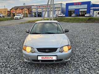 2002 Kia Shuma II, серебристый, 210000 рублей, вид 1