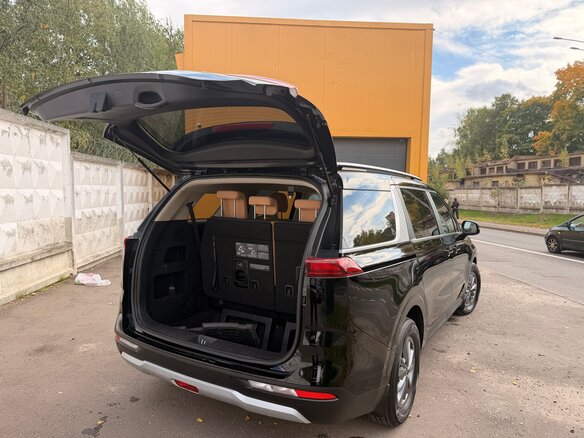 2021 Kia Carnival IV, чёрный, 2999999 рублей - вид 20