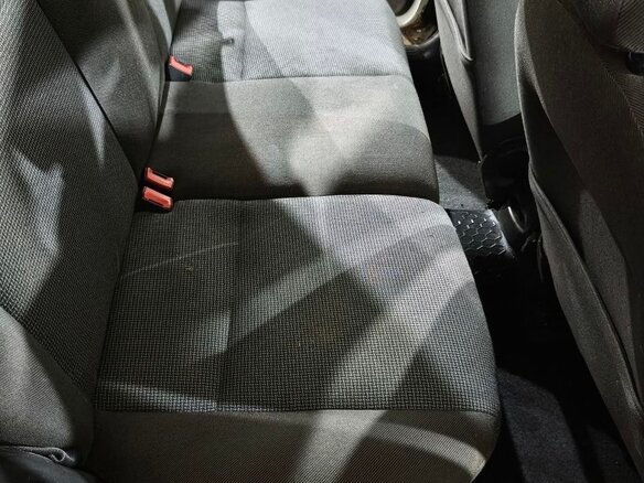 2003 Ford Focus I Рестайлинг, серебристый, 125000 рублей - вид 10
