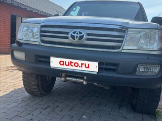 2005 Toyota Land Cruiser 105 100 Series Рестайлинг 2, серебристый, 3650000 рублей, вид 1