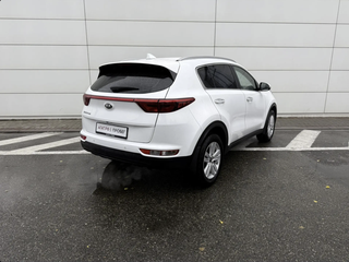 2017 Kia Sportage IV, белый, 1950000 рублей, вид 5