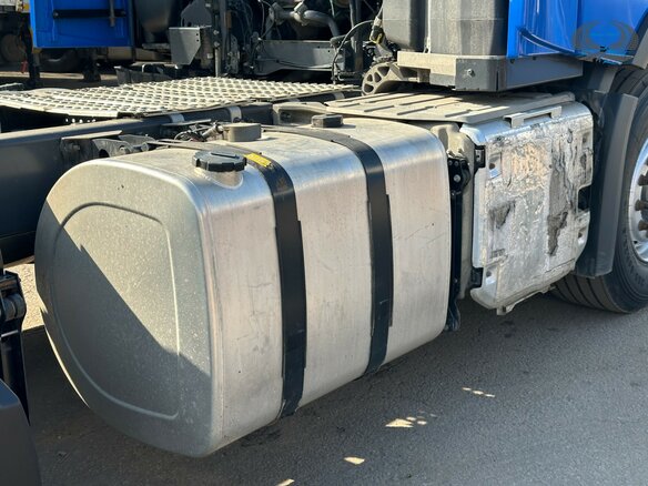 2021 Volvo FH 540, синий, 9300000 рублей - вид 12