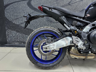 2021 Yamaha MT-09 (FZ-09), чёрный, 1069000 рублей, вид 5