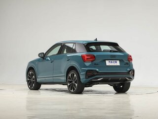 2026 Audi Q2 L 35 TFSI I Рестайлинг, голубой, 3390000 рублей, вид 3