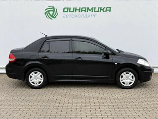 2011 Nissan Tiida I Рестайлинг, чёрный, 550000 рублей, вид 4