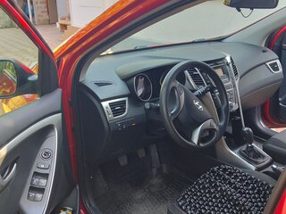 2013 Hyundai i30 II, красный, 920000 рублей, вид 5