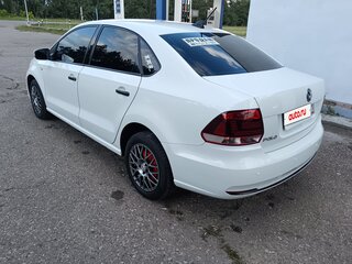 2019 Volkswagen Polo V Рестайлинг, белый, 1300000 рублей, вид 5