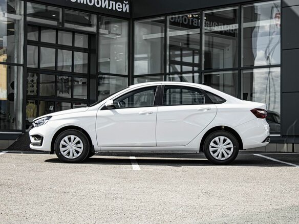 2026 Lada (ВАЗ) Vesta I Рестайлинг (NG), белый - вид 6