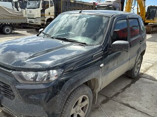 2024 Lada (ВАЗ) Niva Travel I, чёрный, 1150000 рублей, вид 1