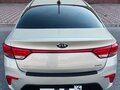 2018 Kia Rio IV, бежевый - вид 4
