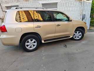 2010 Lexus LX 570 III, золотистый, 2650000 рублей, вид 2