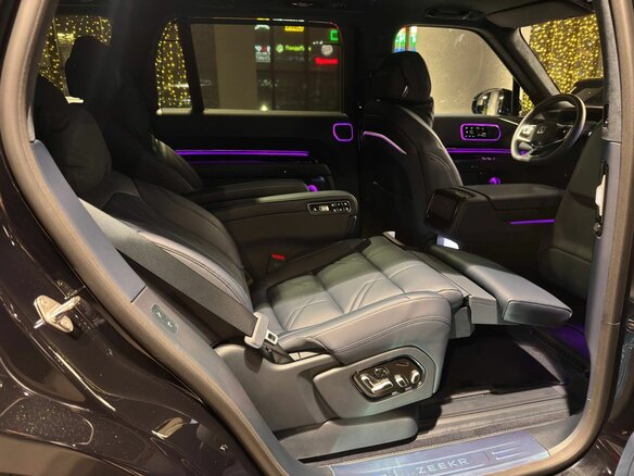 2025 Zeekr 9X 70 kWh, чёрный, 15201126 рублей - вид 6