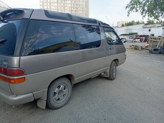 1993 Toyota Town Ace II Рестайлинг 3, серебристый, 460000 рублей, вид 2