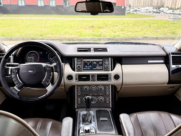 2010 Land Rover Range Rover III Рестайлинг 2, коричневый, 1650000 рублей - вид 10