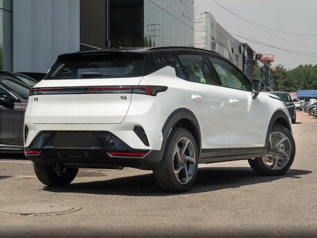 2026 Lynk & Co 06 I Рестайлинг, белый, 2890000 рублей, вид 2