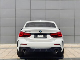 2022 BMW 1 серии 120i III (F52) Рестайлинг, белый, 1469000 рублей, вид 4
