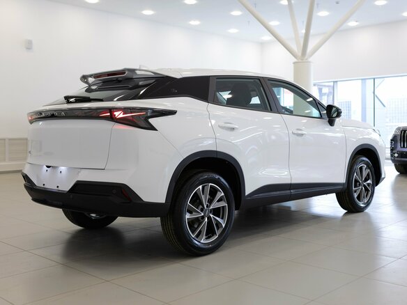2026 Omoda C5 II, белый, 2349000 рублей - вид 3