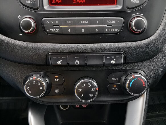 2017 Kia Ceed II Рестайлинг, серебристый, 990000 рублей - вид 8