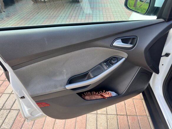 2012 Ford Focus III, белый, 780000 рублей - вид 11