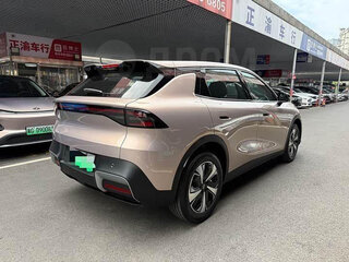 2026 Changan Qiyuan Q05 51.9 kWh II, бежевый, 2300000 рублей, вид 4