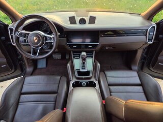 2020 Porsche Cayenne E-Hybrid Coupé III, серый, 6799999 рублей, вид 5