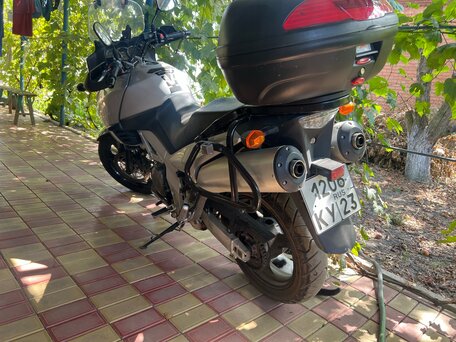 2005 Suzuki V-Strom 1000, серый, 500000 рублей, вид 4