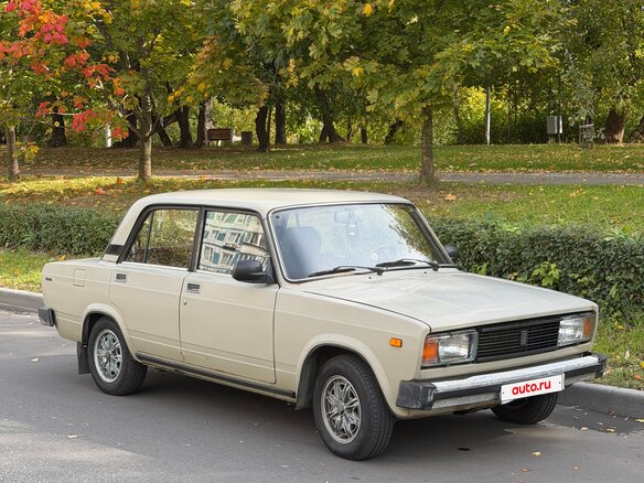 2003 Lada (ВАЗ) 2105, бежевый