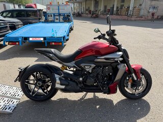 2026 Ducati XDiavel V4, красный, 3300000 рублей, вид 1