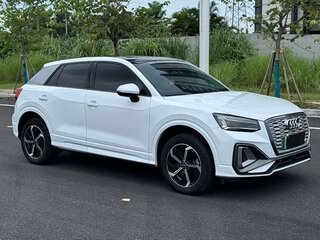 2022 Audi Q2 L e-tron I Рестайлинг, белый, 1561226 рублей, вид 3