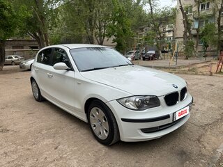 2008 BMW 1 серии 116i I (E81/E82/E87/E88) Рестайлинг, белый, 710000 рублей, вид 2