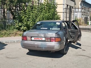 1994 Toyota Camry III (XV10), серый, 200000 рублей, вид 3