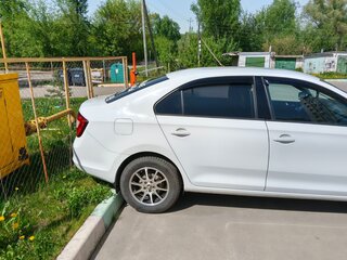 2018 Skoda Rapid I Рестайлинг, белый, 1030000 рублей, вид 4