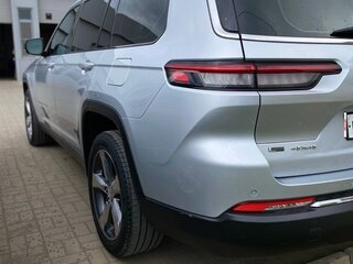 2022 Jeep Grand Cherokee L V (WL), серый, 5950000 рублей, вид 3