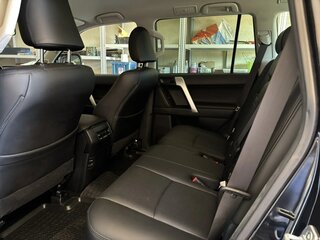 2019 Toyota Land Cruiser Prado 150 Series Рестайлинг 2, чёрный, 5100000 рублей, вид 5