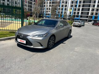2021 Lexus ES 250 VII, серый, 4950000 рублей, вид 1