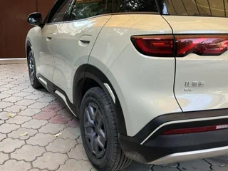 2025 BYD Yuan Up 32 kWh, серебристый, 1800000 рублей, вид 3