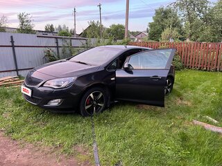 2010 Opel Astra J, чёрный, 575500 рублей, вид 1