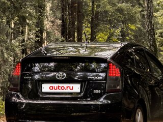 2010 Toyota Prius III (XW30), чёрный, 750000 рублей, вид 4