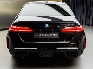 2025 BMW M5 VII (G90), чёрный, 18730000 рублей, вид 4